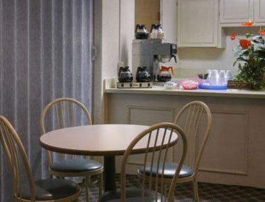 Howard Johnson Inn Tybee Island Savannah Ga المطعم الصورة